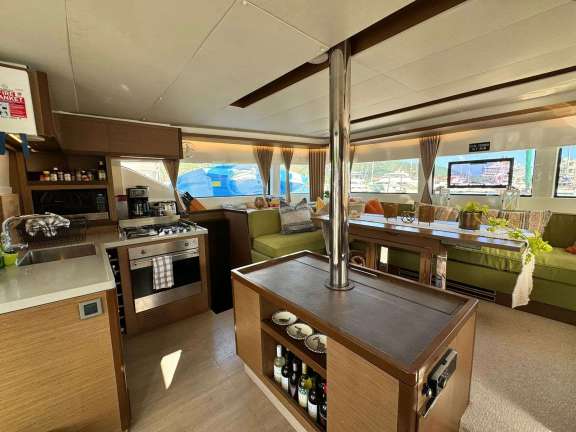 Image of THE ADVENTURE yacht #3