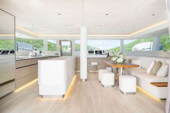 Image of VIVI yacht #2