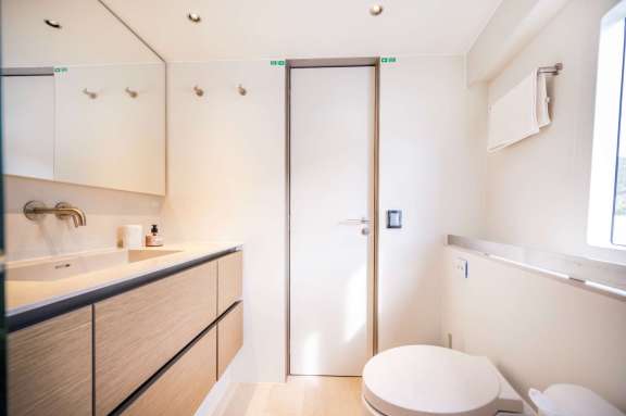 Image of VIVI yacht #8