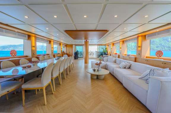 Image of KING OF THE SEA yacht #2