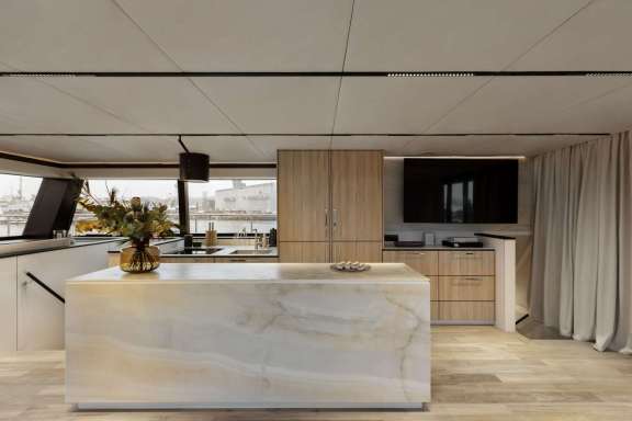 Image of Perfect Moon yacht #5