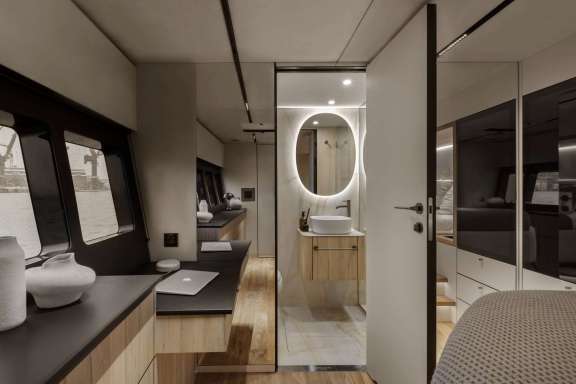 Image of Perfect Moon yacht #7