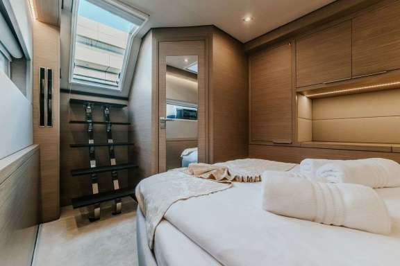 Image of LAGOON 55 TRI WING yacht #16