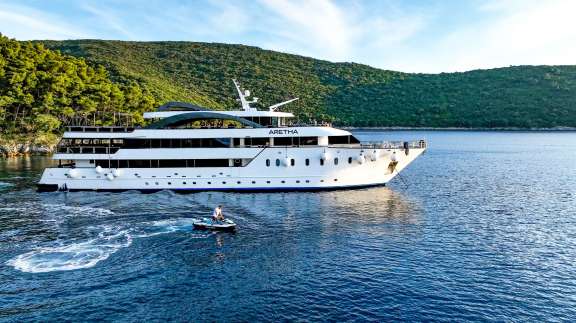 Starboard Side Exterior