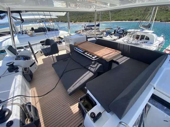 Image of The Moon yacht #5