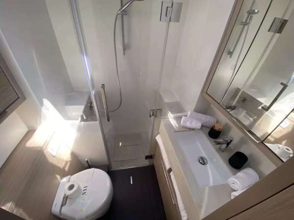 Image of The Moon yacht #8