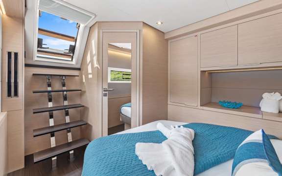 Image of EVENSTAR yacht #15