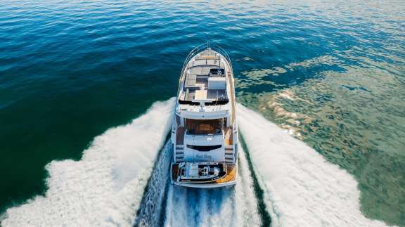 Image of Earl Grey yacht #3