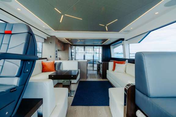 Image of Earl Grey yacht #5