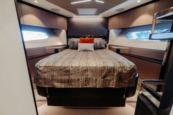 Image of Earl Grey yacht #6