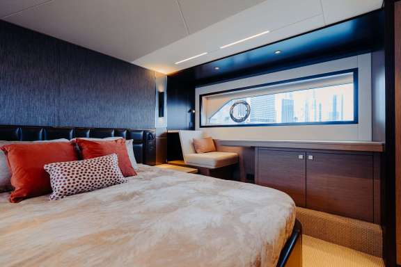 Image of Earl Grey yacht #8