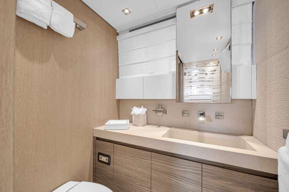 Image of Astonish yacht #8