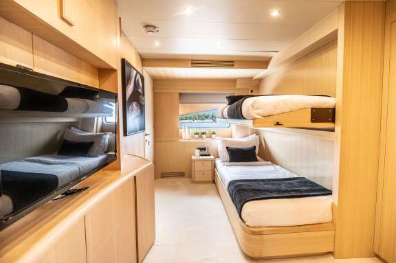 Image of PAREAKI II yacht #14