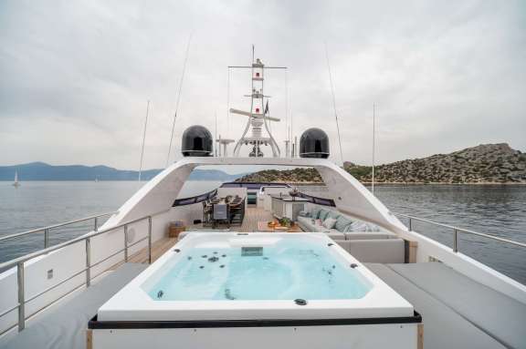 Image of PAREAKI II yacht #5