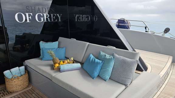 MASTER CABIN BATHROOM