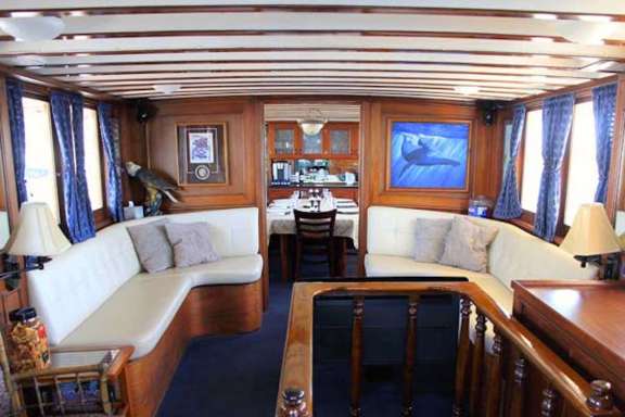 Image of Discovery yacht #2