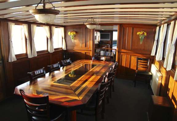 Image of Discovery yacht #3