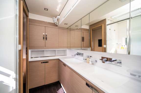 Master head and shower