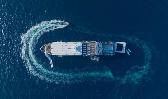 Image of WHITE PEARL yacht #12