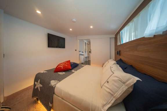 Image of S4 yacht #8