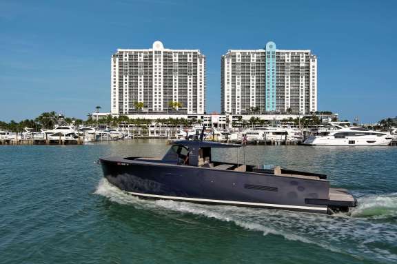 Image of Merlin yacht #6