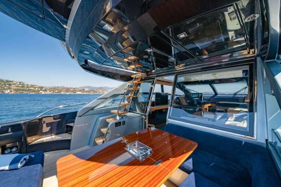 Image of BLUE SHARK yacht #5