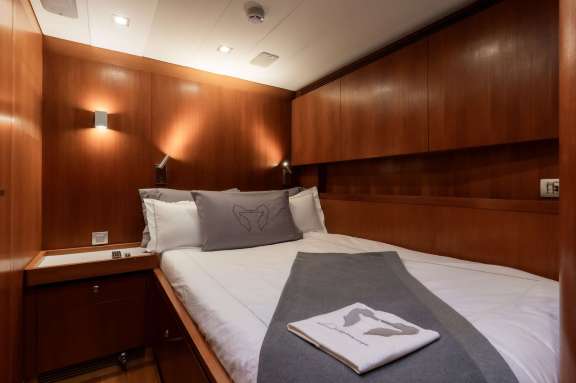 Image of L HIPPOCAMPE yacht #7