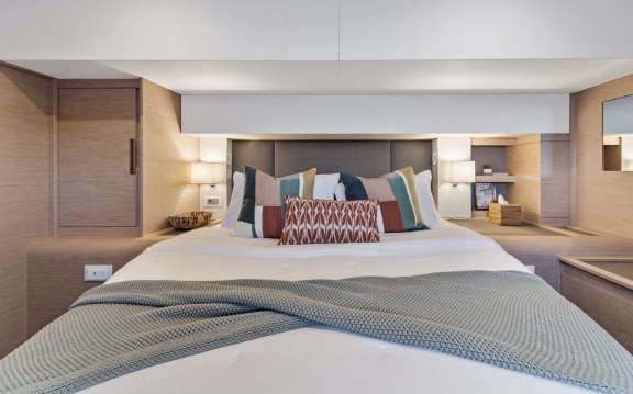 Image of HOURGLASS yacht #14