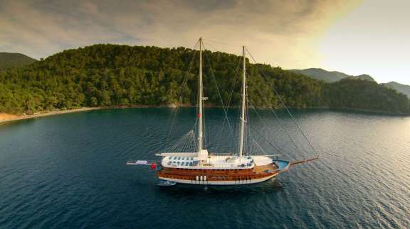 Image of QUEEN ATLANTIS yacht #12