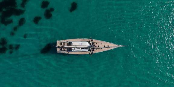 Image of LA LOEVIE yacht #4