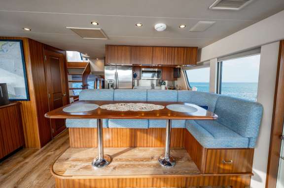 Galley/Pilothouse Settee