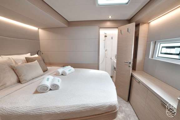 Image of HAPPY yacht #6