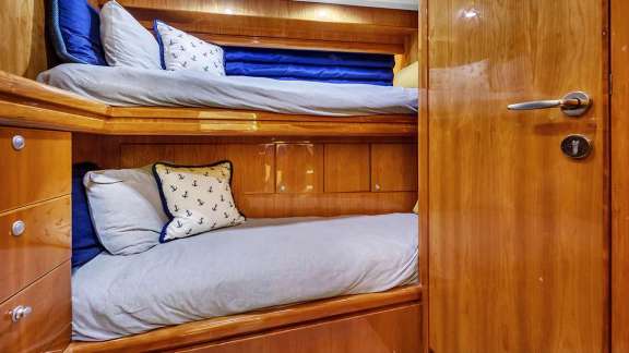 Image of Dream On yacht #11