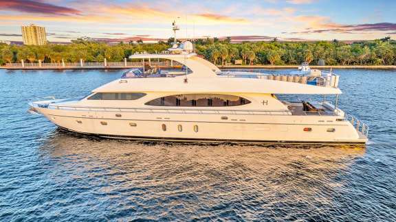 Image of Dream On yacht #13
