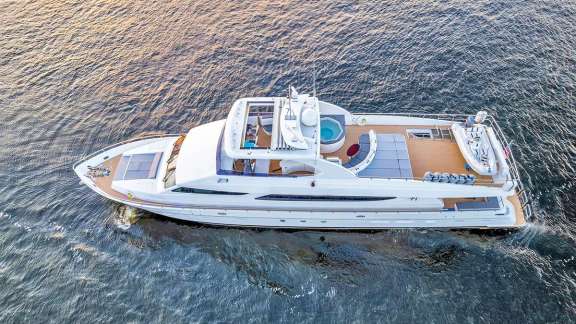 Image of Dream On yacht #16