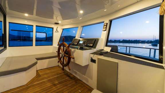 Image of Albatros Explorer yacht #5