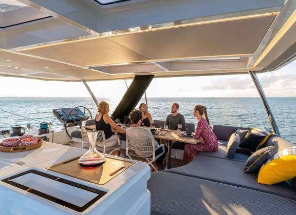 Image of REVERIE yacht #6