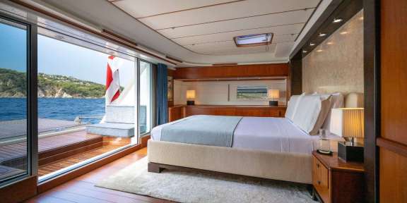 Image of SELENA yacht #13