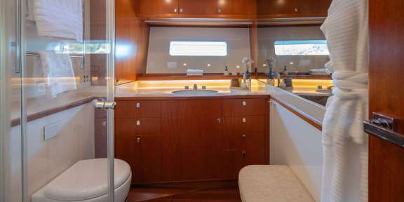 Image of SELENA yacht #16