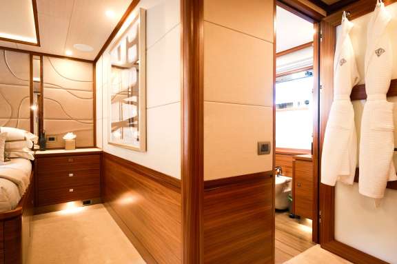 Image of BELLE yacht #7