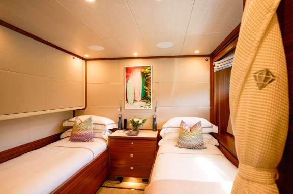 Image of BELLE yacht #9