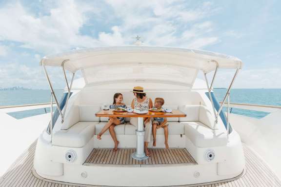 Image of BONUS ROUND yacht #15