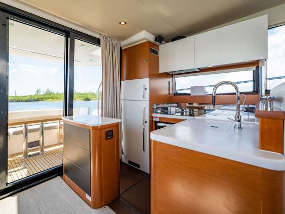 Image of Whisky and Waves yacht #5