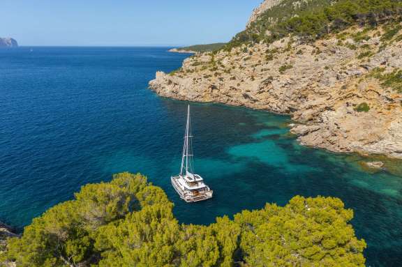 Image of LADY M yacht #12