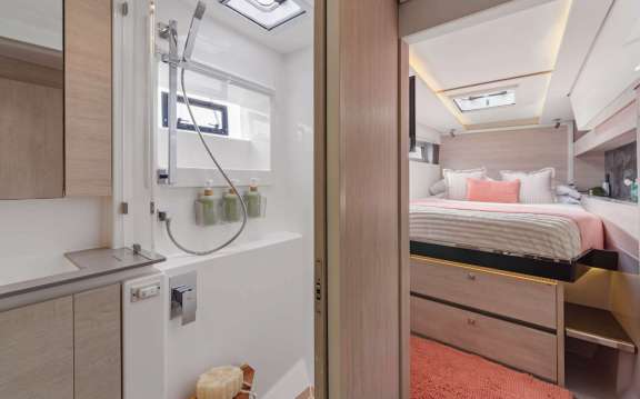 Image of ONE LOVE yacht #17