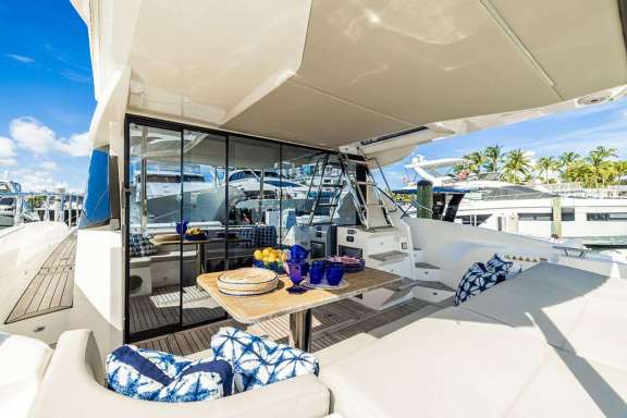 Image of Sip Sip yacht #5