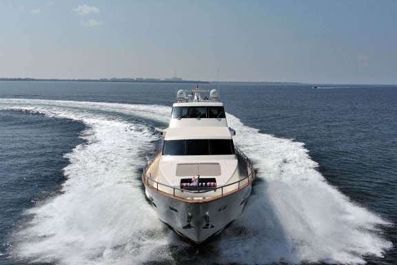 Image of The Usual yacht #16