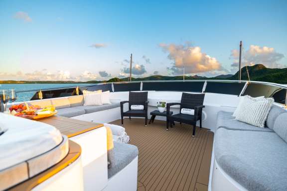 Image of EALU yacht #17