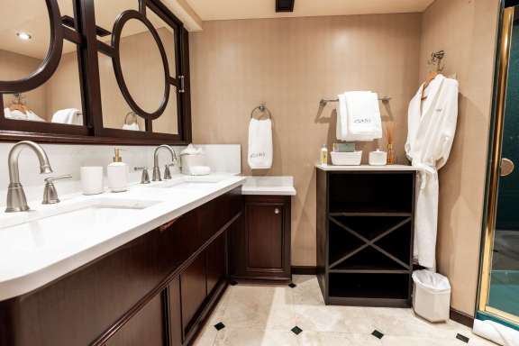 VIP Stateroom En-Suite