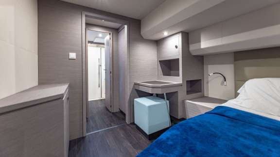 Image of Happy Place yacht #18